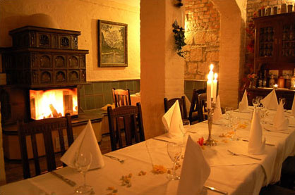 Unser Weinkeller im Gasthaus und Hotel in Naumburg Saale Unser Weinkeller im Gasthaus und Hotel in Naumburg Saale